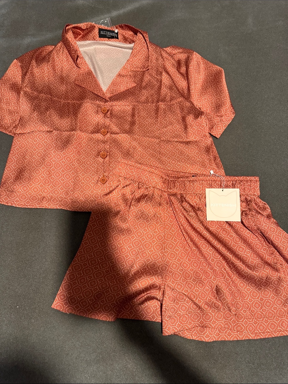NWT Kittenish Rust Printed Button-Front Short Set